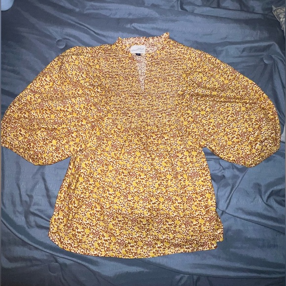 Universal Thread Target Yellow Brown Floral Blouse Smocked Peasant XS - Picture 2 of 2